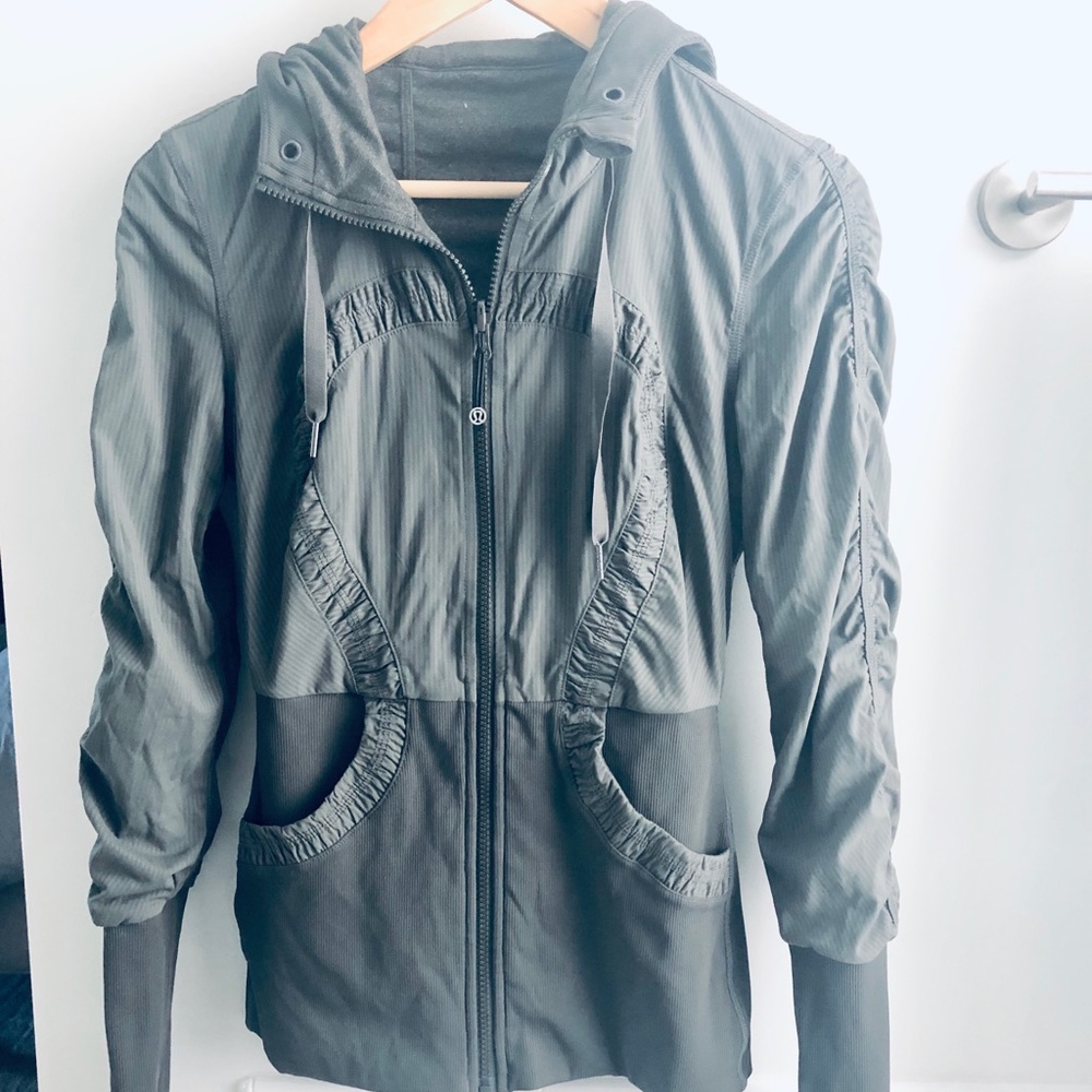 Lululemon  dance studio jacket